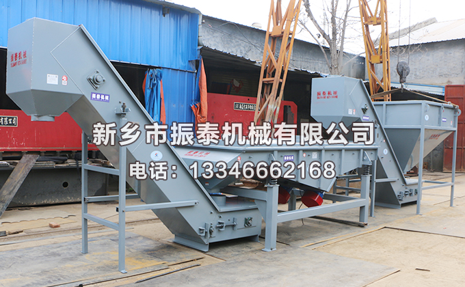 直線振動篩環(huán)保生產(chǎn)線 直線振動篩環(huán)保生產(chǎn)線