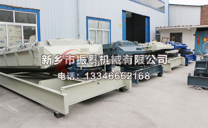 尿素振動(dòng)篩 尿素振動(dòng)篩